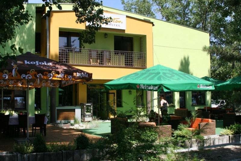 Hotel Cosmopolitan – venkovní terasa