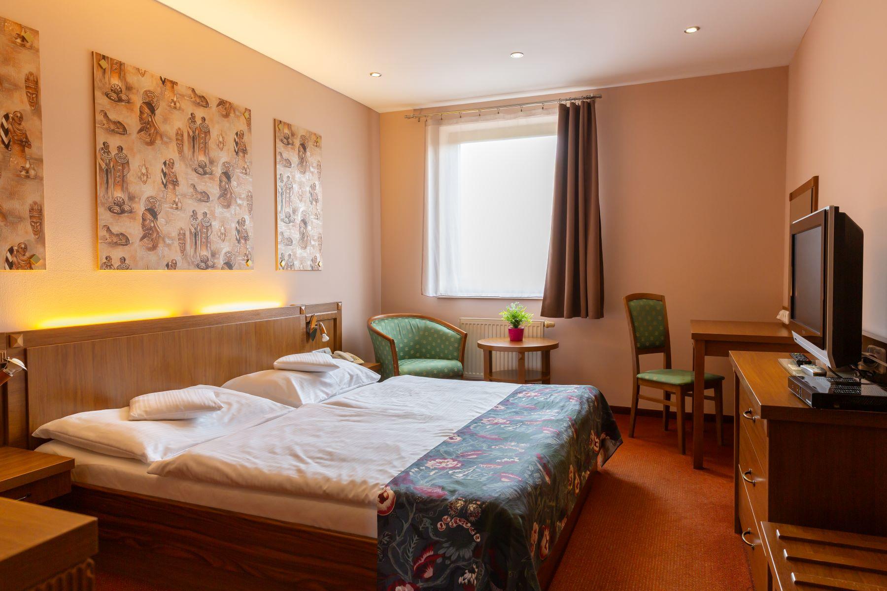 Hotel Max Inn – dvoulůžkový pokoj