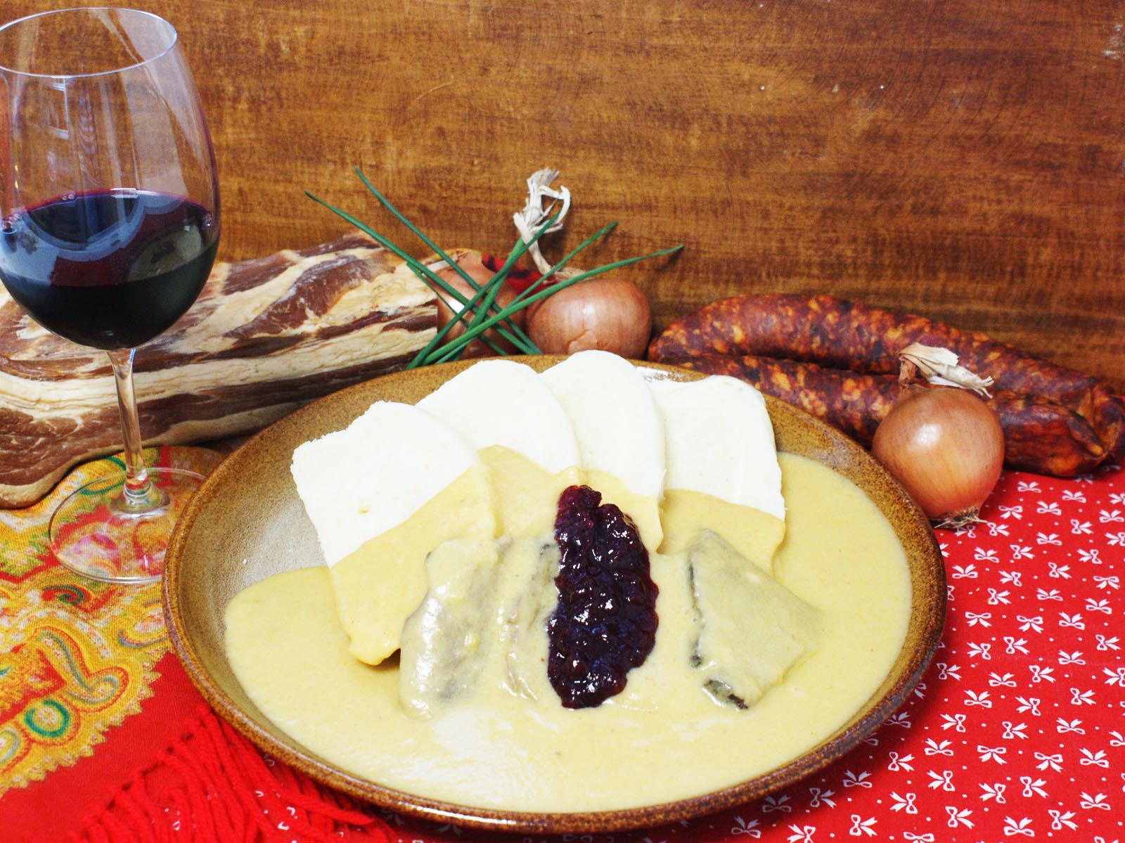 Koliba Kriváň – regionální kuchyně Podpoľania